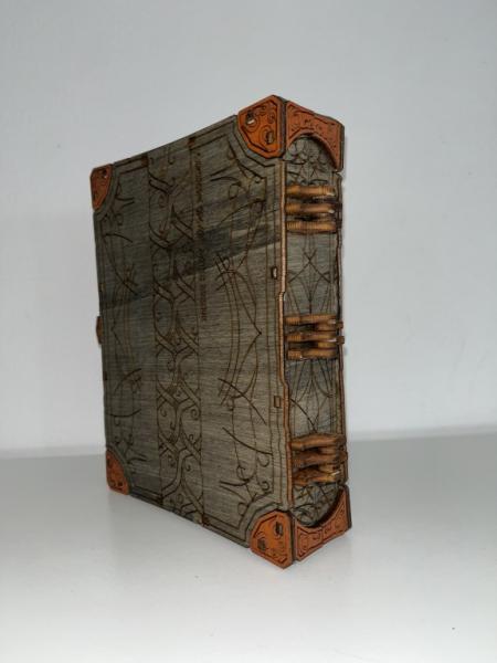 Book-Box "The Guardian"  - rear view